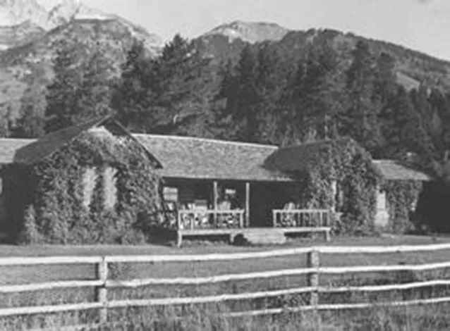 1940 guest cabin at White Grass