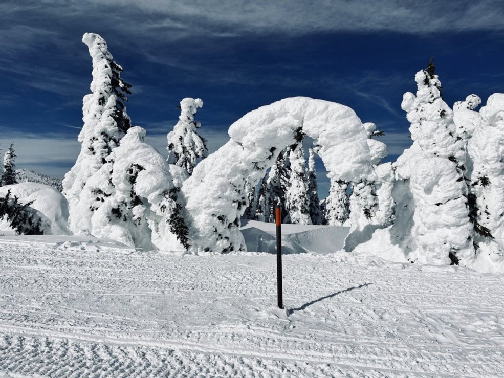 Snow ghost forming a natural arch on Two Top Mountain